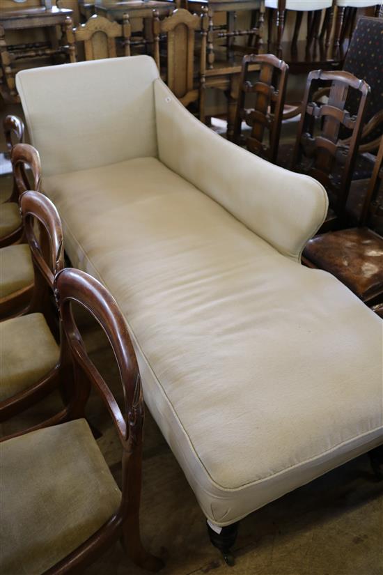 Upholstered chaise lounge